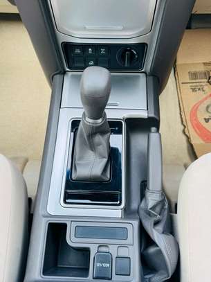 TOYOTA LANDCRUISER PRADO TX.L 2019MODEL SUNROOF image 9