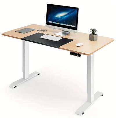 140x70cm Wooden Ergonomic Computer Desk image 3