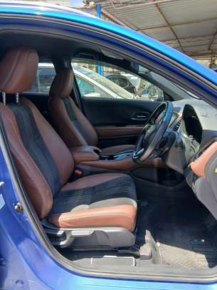 Honda vezel blue 2019 image 10