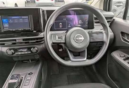 Nissan note 2020 model e power image 10