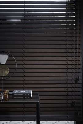 Aluminum venetian blinds image 3