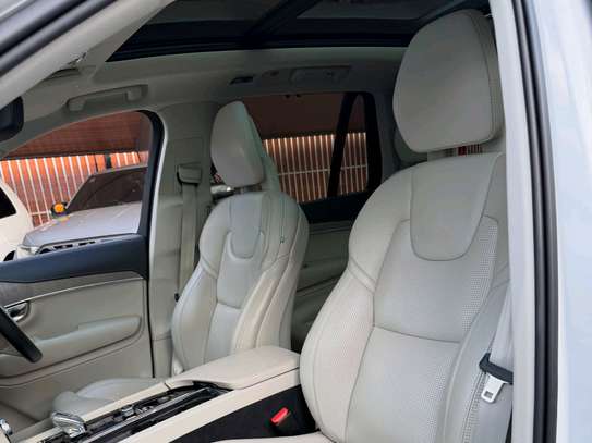 2020 Volvo XC90 B6 AWD inscription image 14