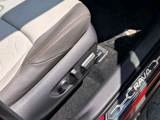 Toyota Rav4 adventure sunroof 2019 4wd image 6