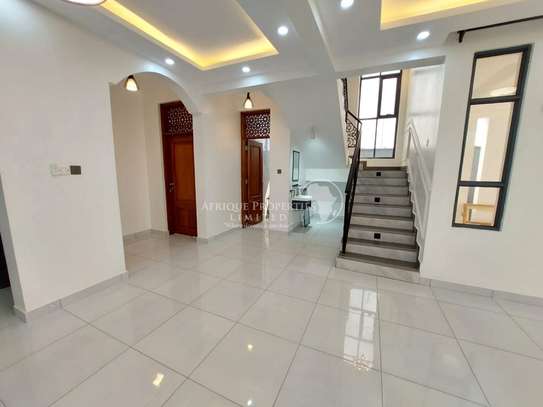 3 Bedroom Luxury Home On 1/8 Acre For Sale In Mtwapa, Coast image 4