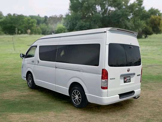 Toyota grand hiace 16 seater image 8