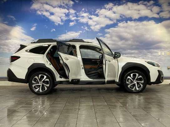 2021 SUBARU OUTBACK image 5