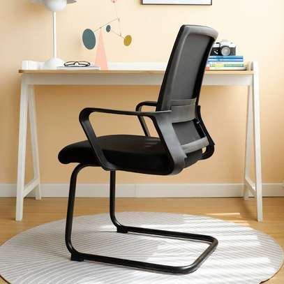 Mesh Cantilever Visitor's Chair image 3