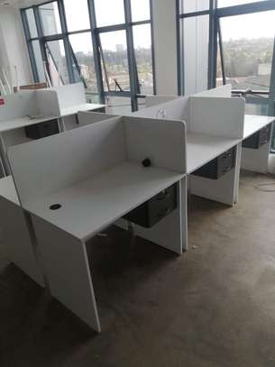 Four way office working station desks image 2