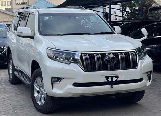 Toyota land Cruiser Prado TX-L Diesel 2018 image 3