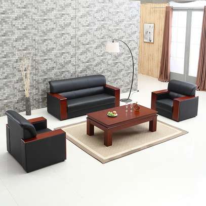 Office Sofas : 5-Seater Leather Office Sofa image 8