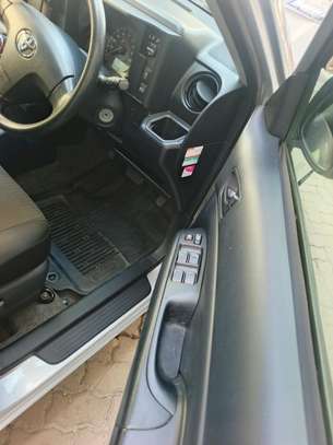 Toyota succeed  TXG image 8