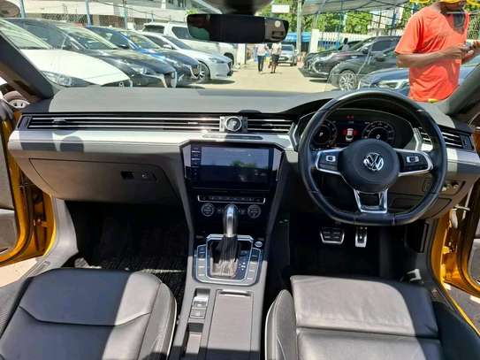 VOLKSWAGEN ARTEON R LINE 2019MODEL SUNROOF image 6