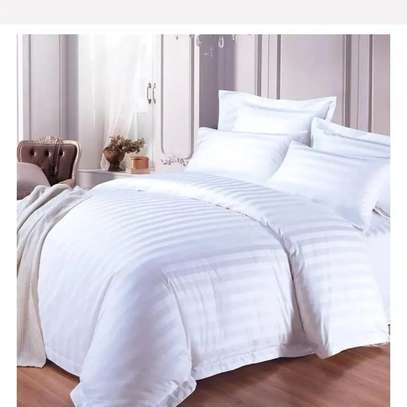 Executive white cotton duvets covers / bedsheets image 10