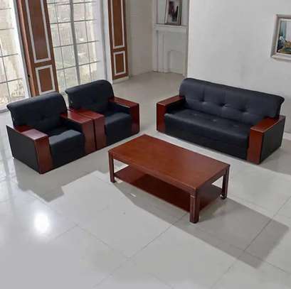 Executive 5 Seater Leather Meeting Sofa image 10