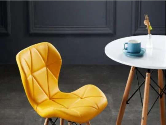 Stylish Butterfly Eames Dining Chair image 2