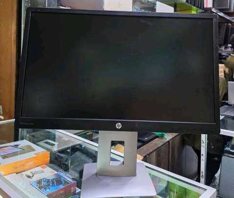 Hp monitors image 2