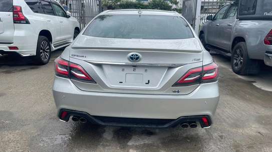 TOYOTA CROWN ATHLETE HYBRID 2019MODEL SUNROOF image 2
