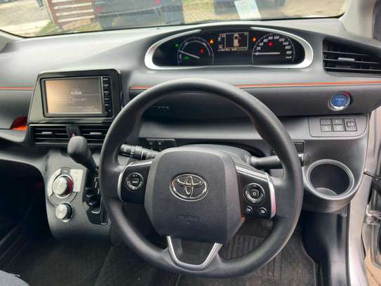 Toyota Sienta Silver Color 2016 model fully loaded. image 5