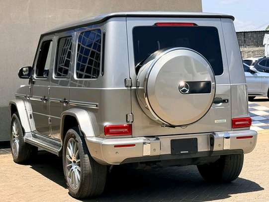 2019 Mercedes Benz G350d image 12