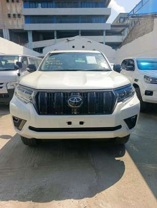 TOYOTA PRADO TXL image 2