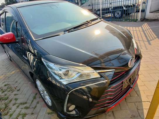 Toyota vitz hybrid image 4