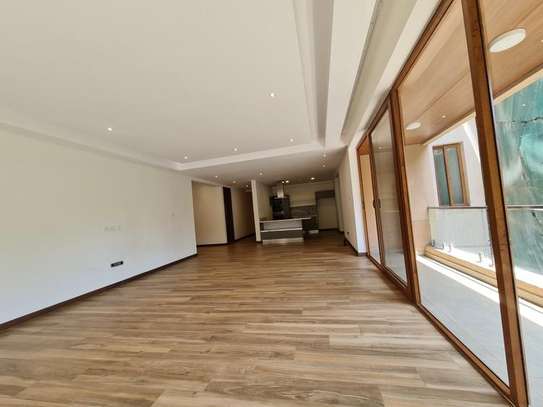 4 Bed Apartment with En Suite in Muthaiga image 4