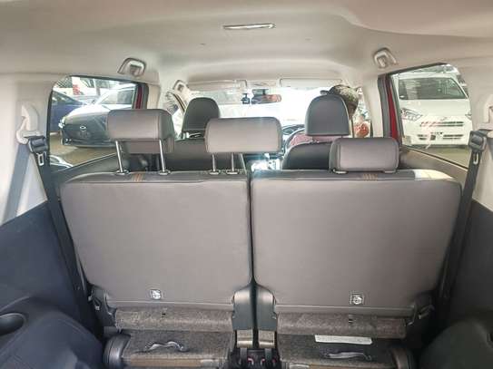 Toyota Sienta hybrid Redwine 2019 image 9