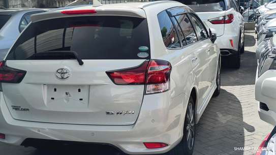 Toyota corolla Fielder WxB White 2018 image 10