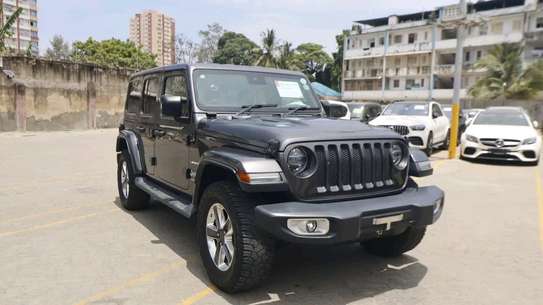 Jeep Wrangler Sahara Black 2019 image 10