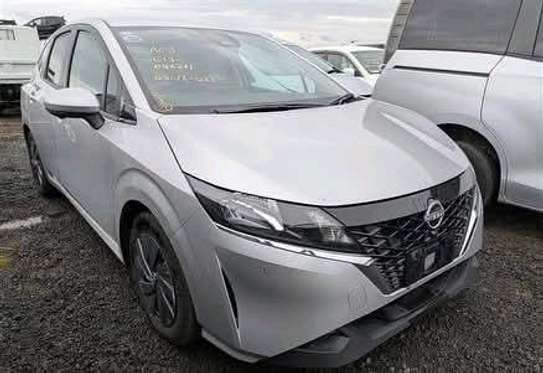 Nissan note 2020 model e power image 2