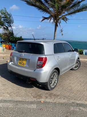 Toyota IST image 5