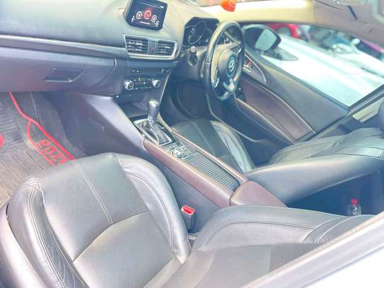 MAZDA AXELA 2017MODEL SUNROOF DIESEL image 2