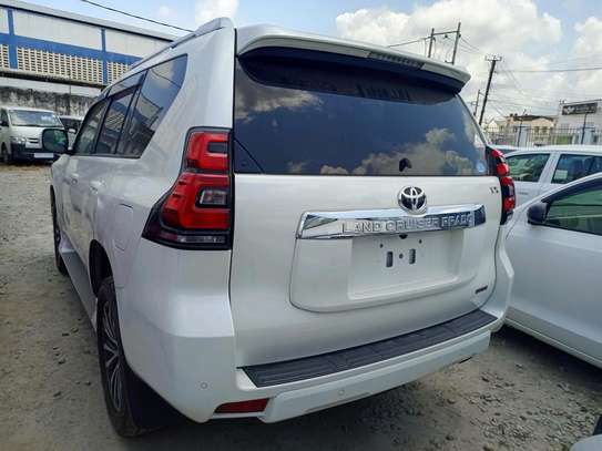 Toyota Land cruiser prodo tx 2019 model image 5
