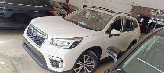 Subaru Forester SK9 Sunroof White 2019 image 2