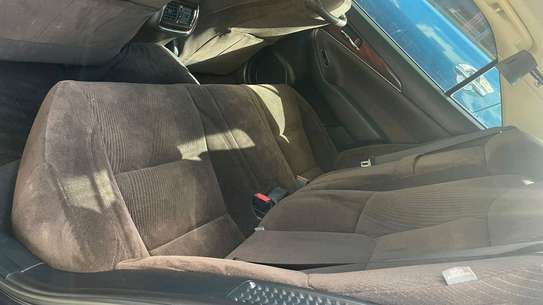 TOYOTA CROWN ROYAL SALON HYBRID 2015MODEL image 2