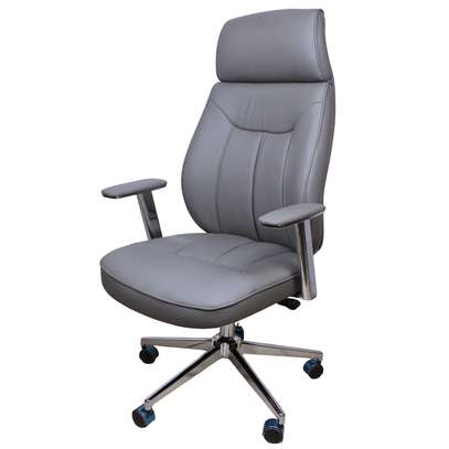 Executive Chairs : Directors Leather Executive Chair image 2