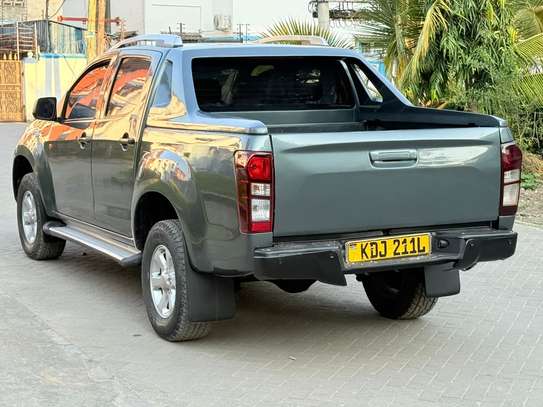 Isuzu Dmax 2022 image 5
