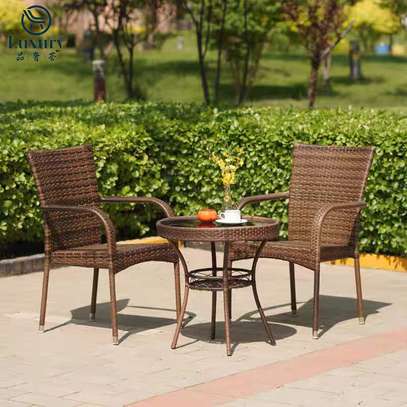 Outdoor Furniture: 6 Seater Modern Outdoor Set In Suneka image 9