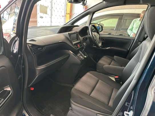 Toyota Noah  wxb image 5