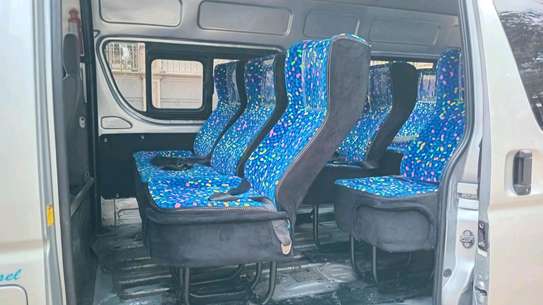 TOYOTA HIACE 9L image 8