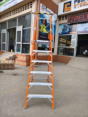 6 Steps Fibreglass Podium Ladder image 4