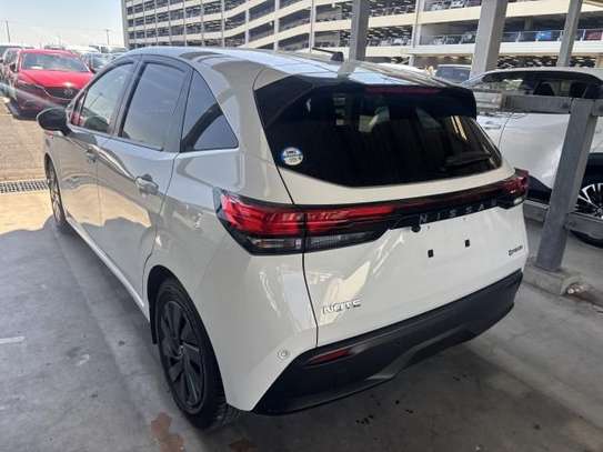 2021 NISSAN NOTE image 3