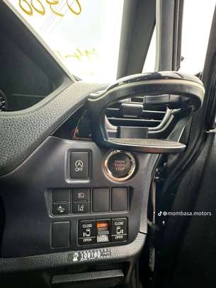 Toyota Voxy black WXB 2017 image 6
