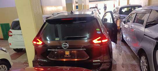 Nissan X-Trail hybrid sunroof 2018 4x4 image 9