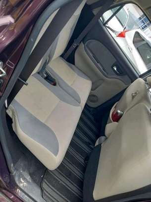 DAIHATSU CAST 2019 image 6