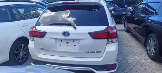 Toyota Fielder hybrid white WxB 2019 image 8