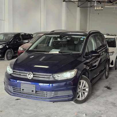 VOLKSWAGEN TOURAN 2019 BLUE image 4