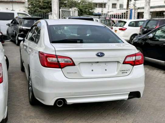 Subaru legacy B4 2018 white image 9