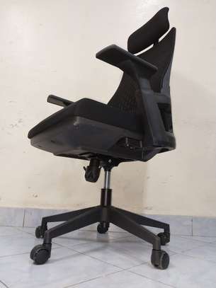 Lama orthopedi executive office chair image 4