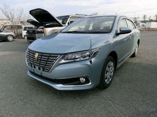 Toyota premio image 4